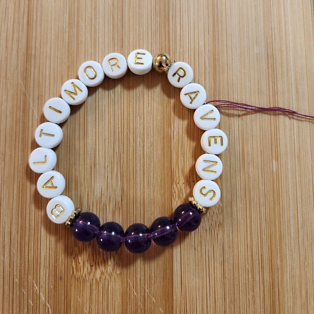 Hand Crafted Stretch Bracelet Purple White Gold Baltimore Ravens - Picture 1 of 5